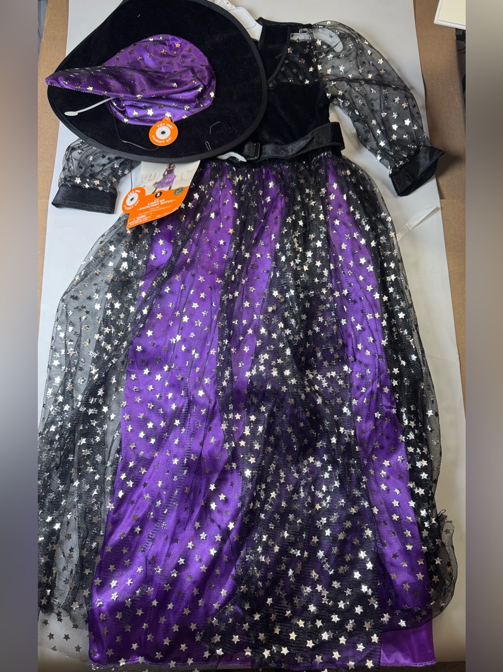 Kids Light-Up Starlight Witch Costume Size S Purple Black Stars Dress + Hat